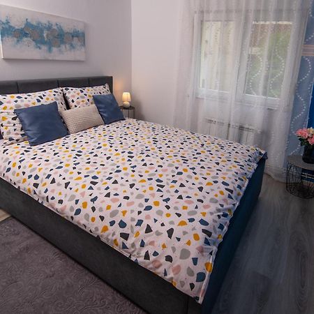 Apartman Point พูลา ภายนอก รูปภาพ